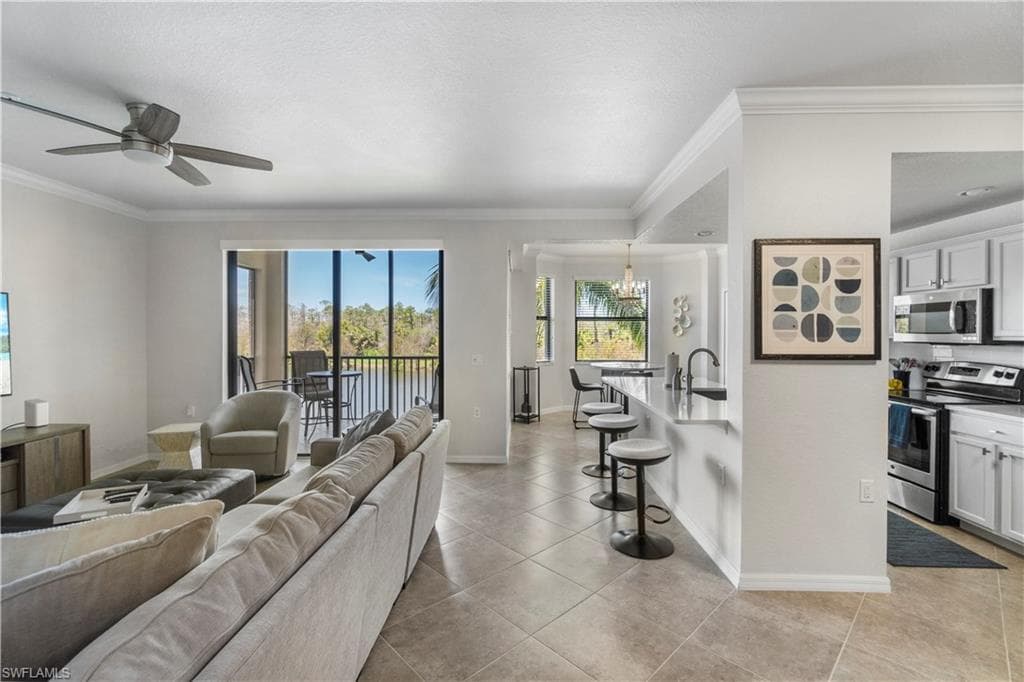 9820 Giaveno CIR 1422 NAPLES, FL 34113