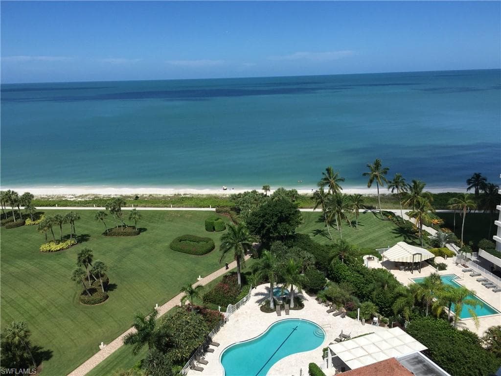 4251 Gulf Shore BLVD N 14C NAPLES, FL 34103