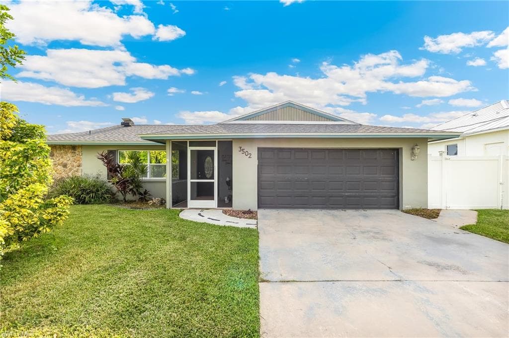 3502 SE 18th PL CAPE CORAL, FL 33904