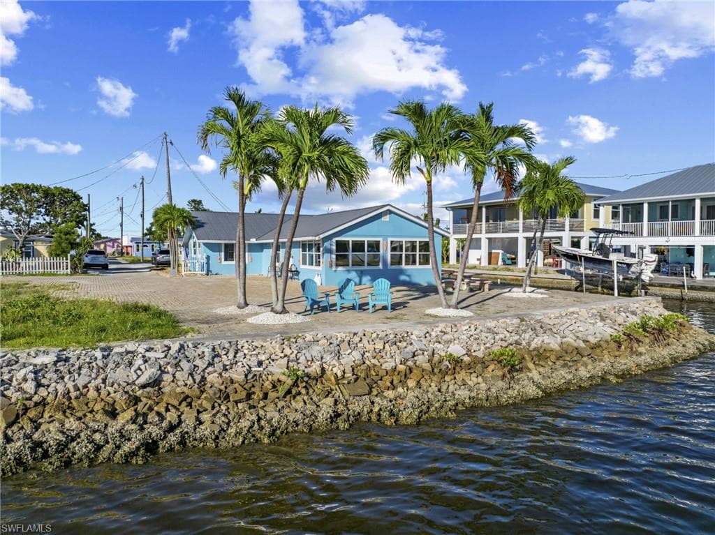2669 Coco Plum DR MATLACHA, FL 33993