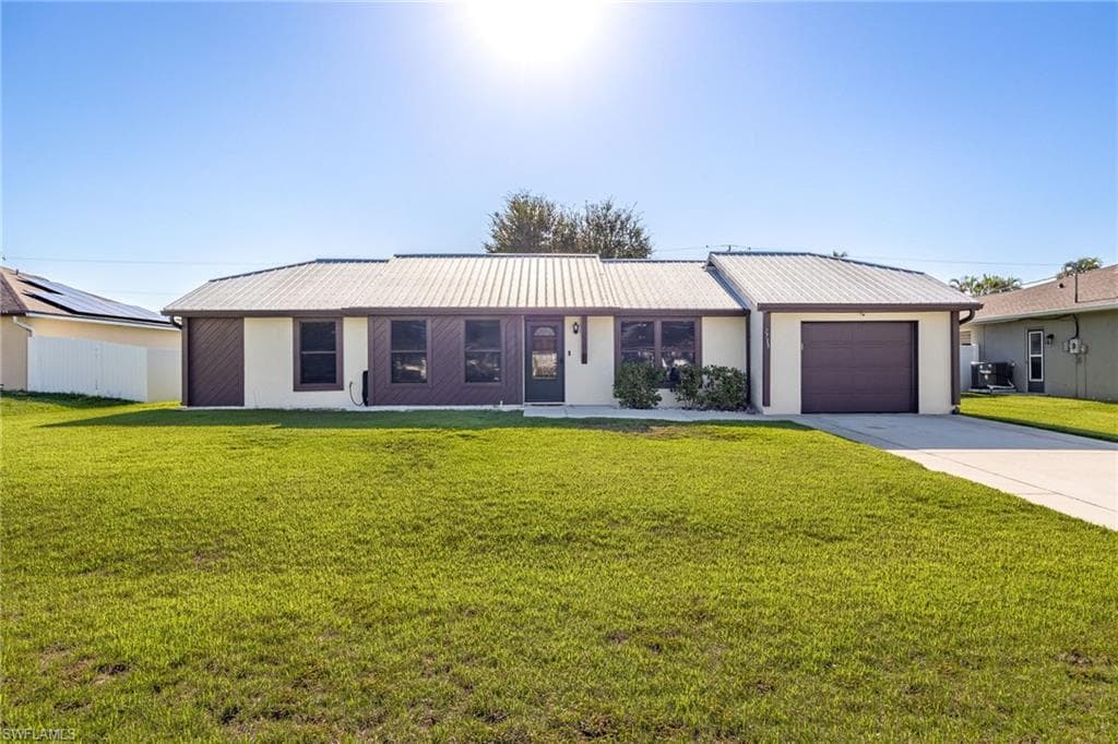 2713 SW 12th PL CAPE CORAL, FL 33914