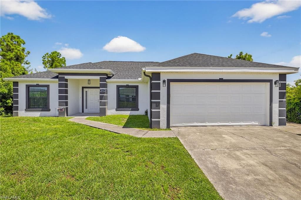 3912 16th ST SW LEHIGH ACRES, FL 33976