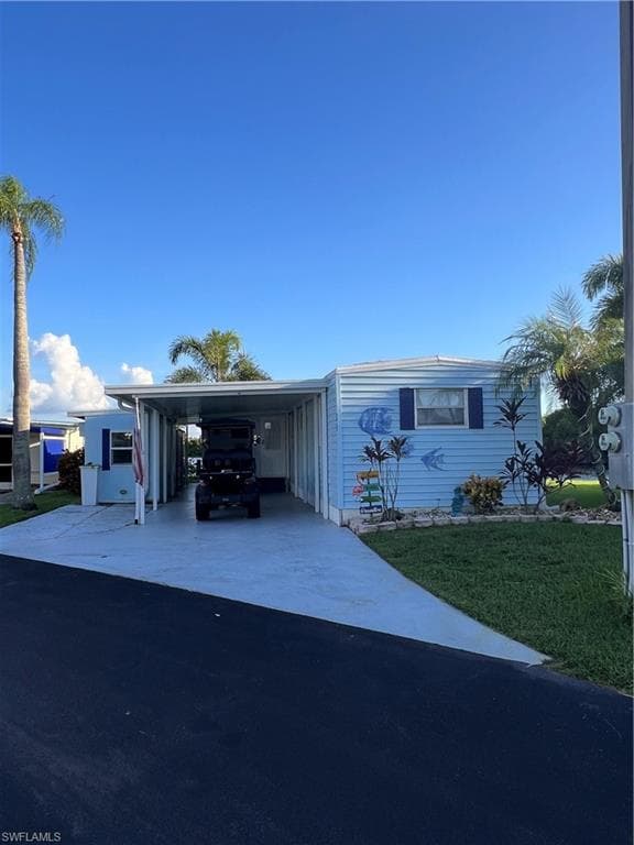 31 Channel LN FORT MYERS, FL 33905