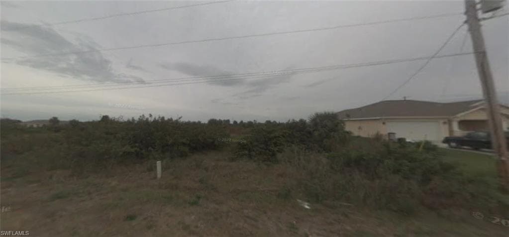 154 Peerless ST LEHIGH ACRES, FL 33974