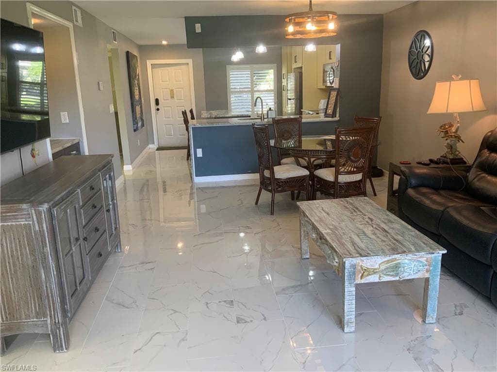 12170 Kelly Sands WAY 705 FORT MYERS, FL 33908