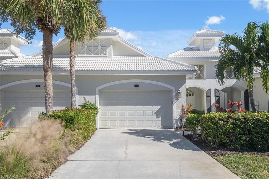 4526 Cardinal Cove LN NAPLES, FL 34114