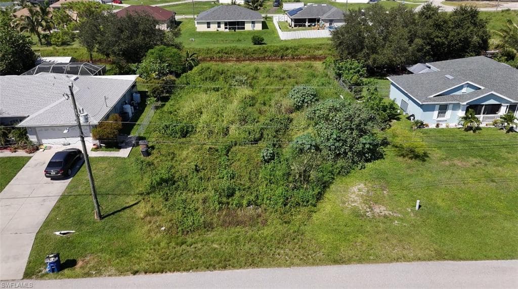 1031 Cedartree AVE LEHIGH ACRES, FL 33971