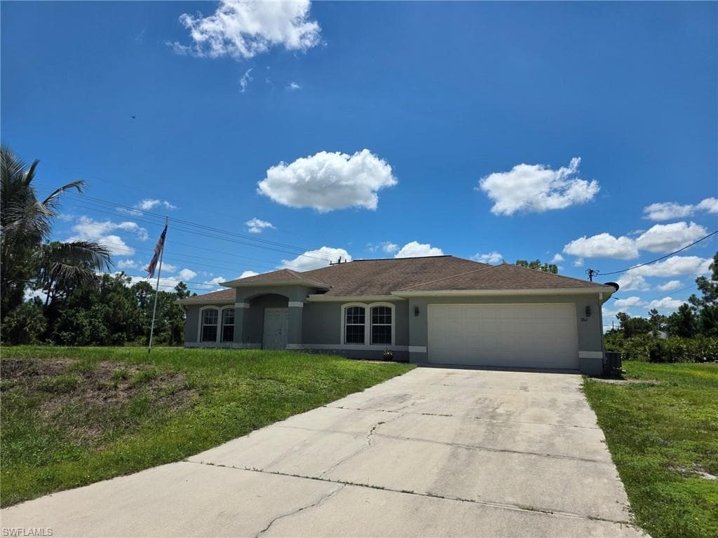 760 Lamar ST E LEHIGH ACRES, FL 33974