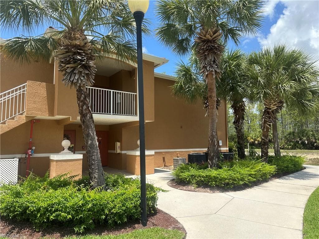 1875 Florida Club DR 7112 NAPLES, FL 34112