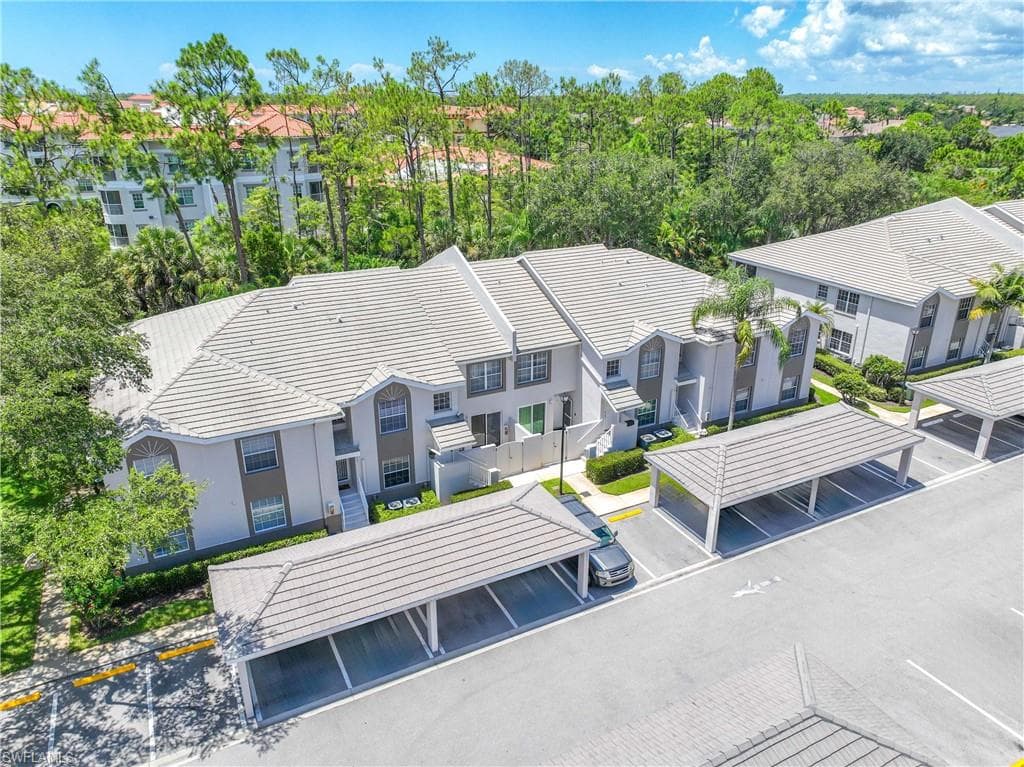 3745 Fieldstone BLVD 1102 NAPLES, FL 34109