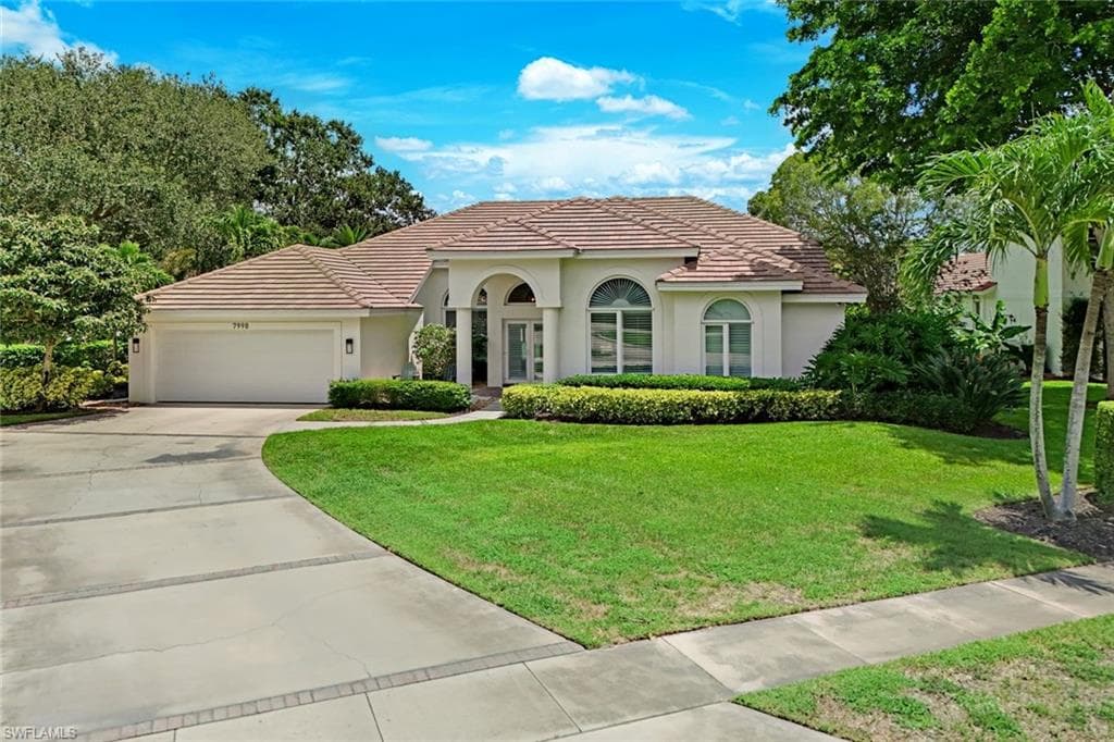 7998 Beaumont CT NAPLES, FL 34109