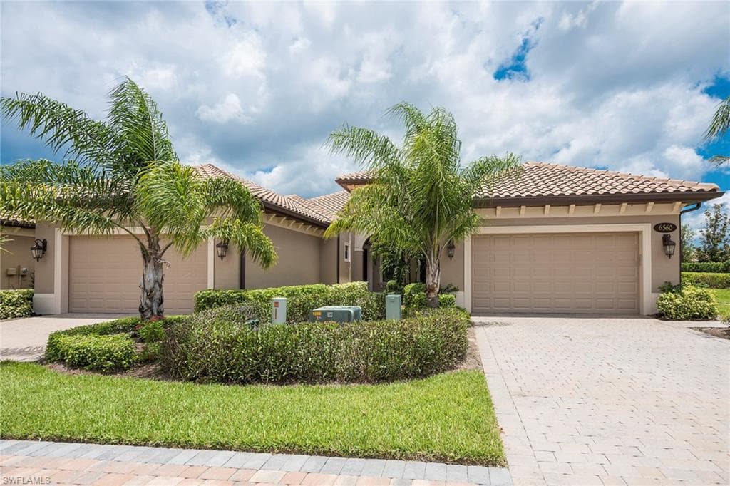 6560 Roma WAY NAPLES, FL 34113