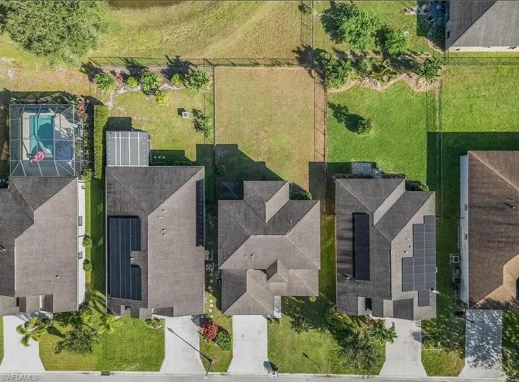 306 Shadow Lakes DR LEHIGH ACRES, FL 33974