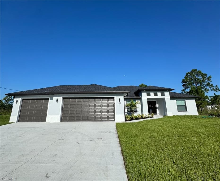 1019 Rush AVE LEHIGH ACRES, FL 33972