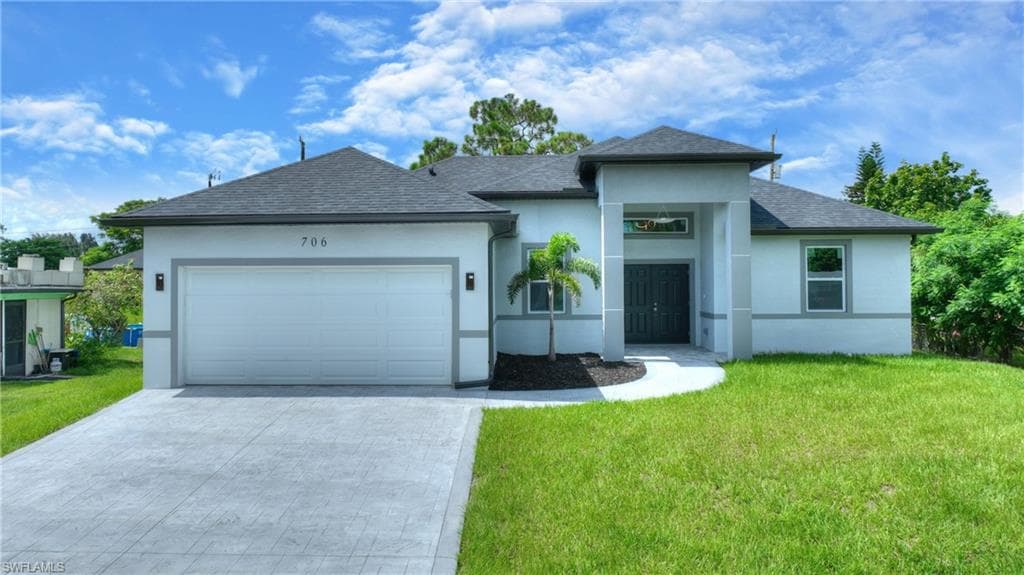 706 Coolidge AVE LEHIGH ACRES, FL 33936