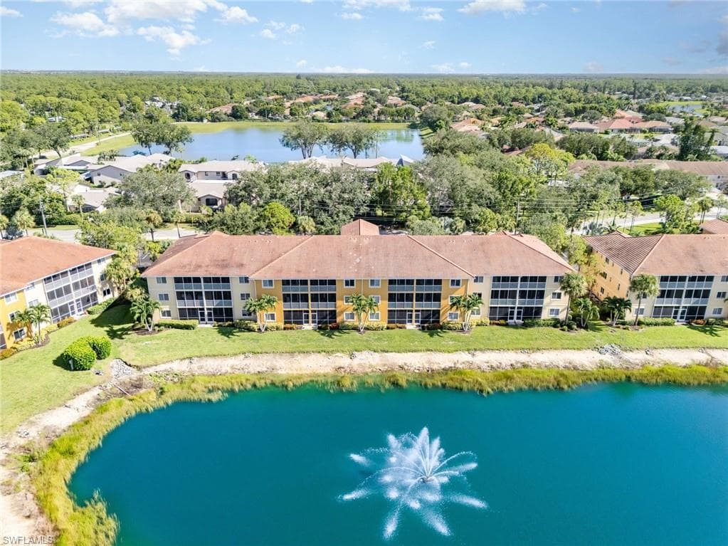 10020 Maddox LN 210 BONITA SPRINGS, FL 34135