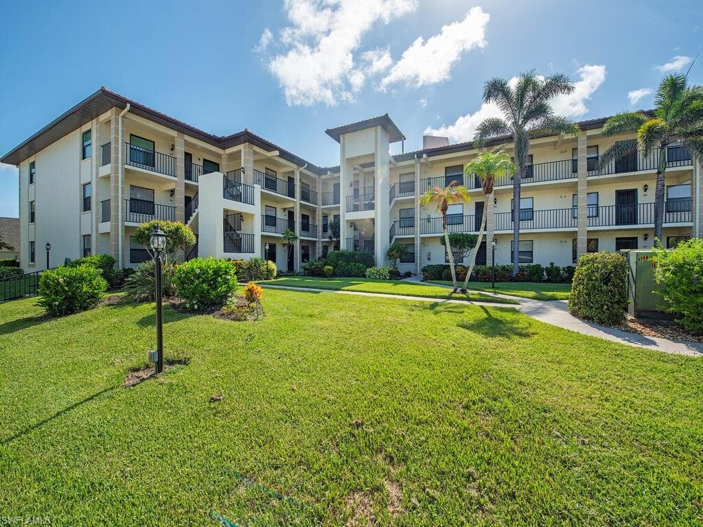 12581 Kelly Sands WAY 502 FORT MYERS, FL 33908