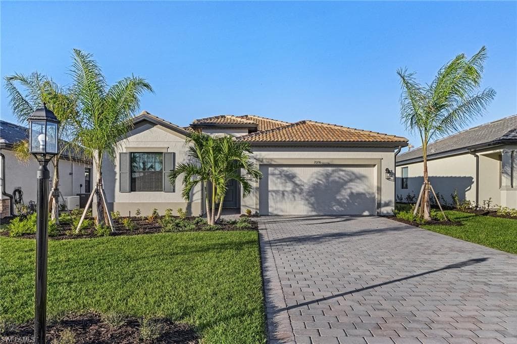 20716 Napa LOOP ESTERO, FL 33928