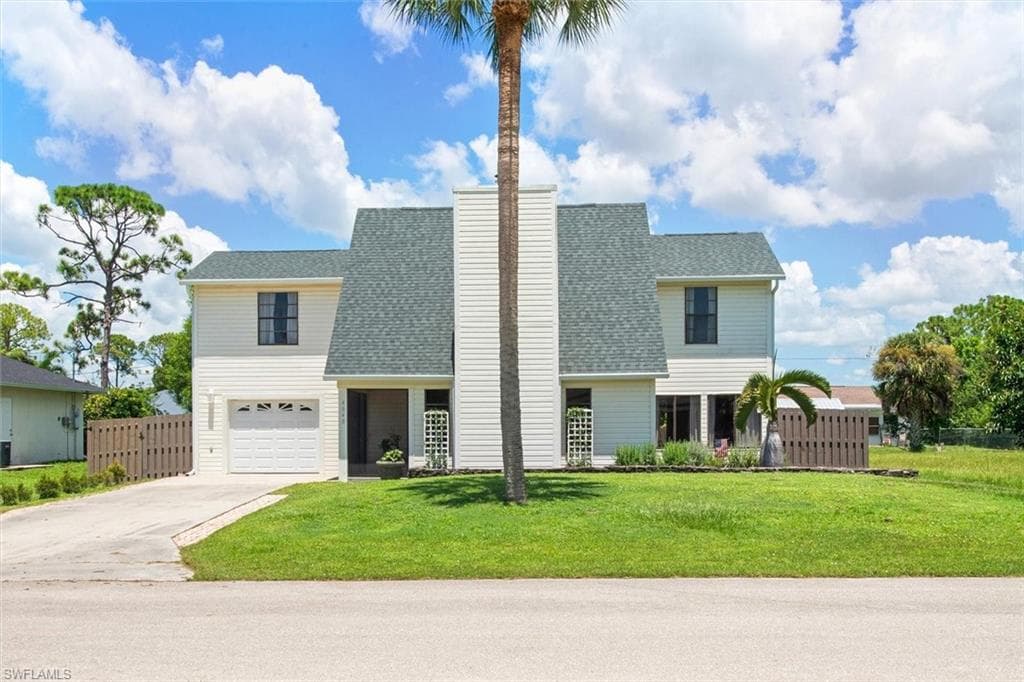 4648 Sierra LN BONITA SPRINGS, FL 34134