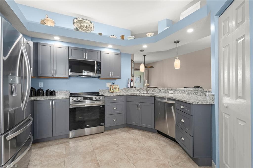 23740 Eddystone RD 4203 BONITA SPRINGS, FL 34135