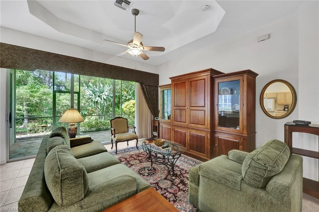 818 Grafton CT 5 NAPLES, FL 34104