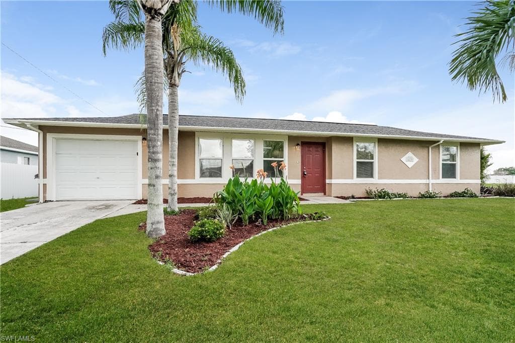 823 NE 18th ST CAPE CORAL, FL 33909