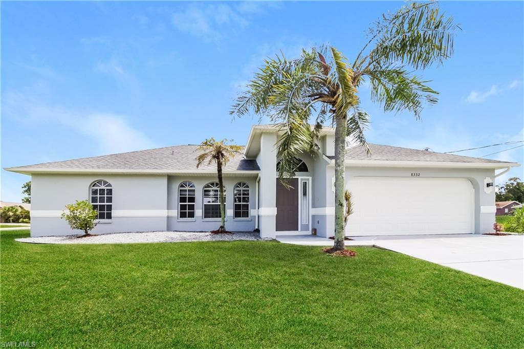 8332 Caloosa RD FORT MYERS, FL 33967