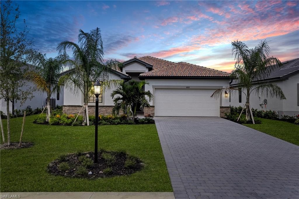 19053 Hinkley DR ESTERO, FL 33928