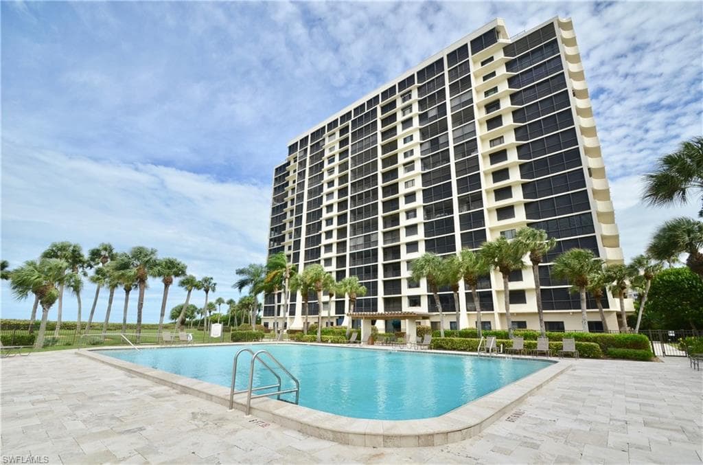 10951 Gulf Shore DR 804 NAPLES, FL 34108