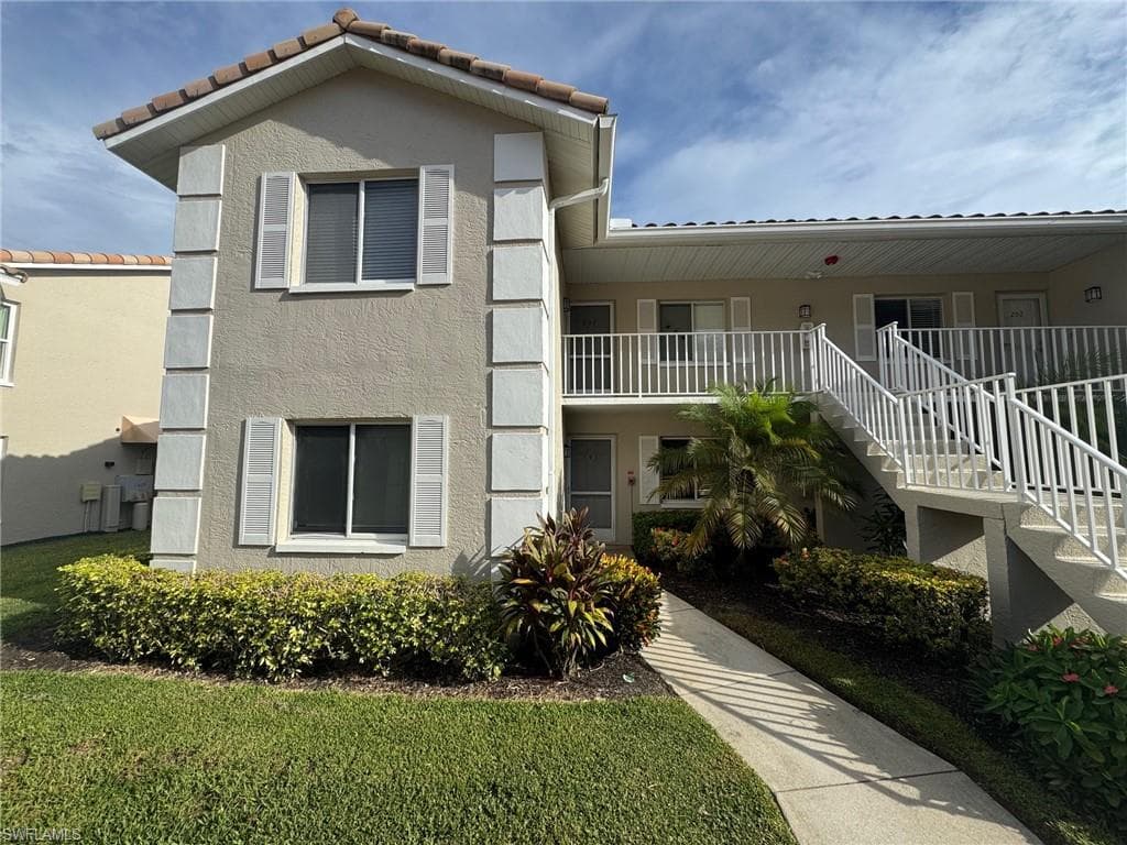 5904 Cranbrook WAY J101 NAPLES, FL 34112