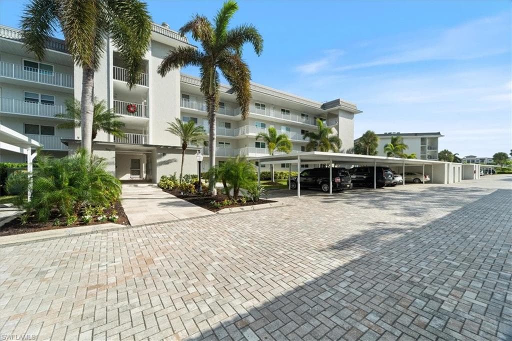 307 Goodlette-Frank RD S B202 NAPLES, FL 34102