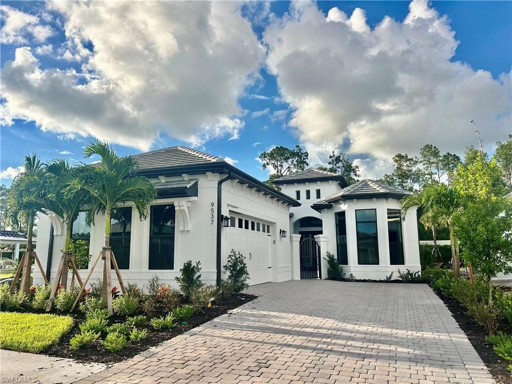 9537 Caymas TER NAPLES, FL 34114