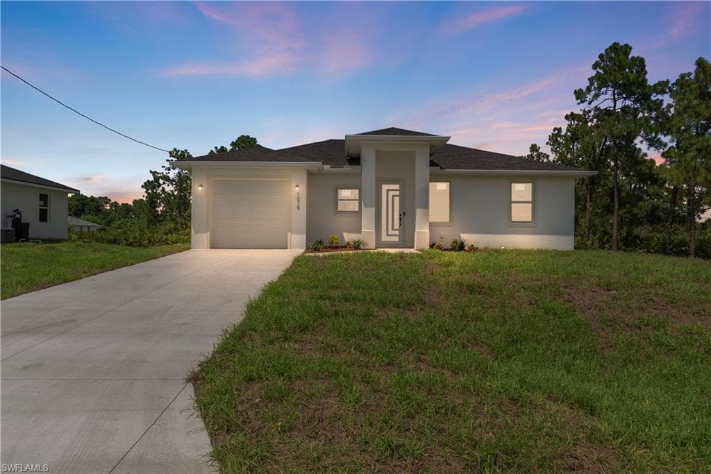 1075 Barnett ST E LEHIGH ACRES, FL 33974