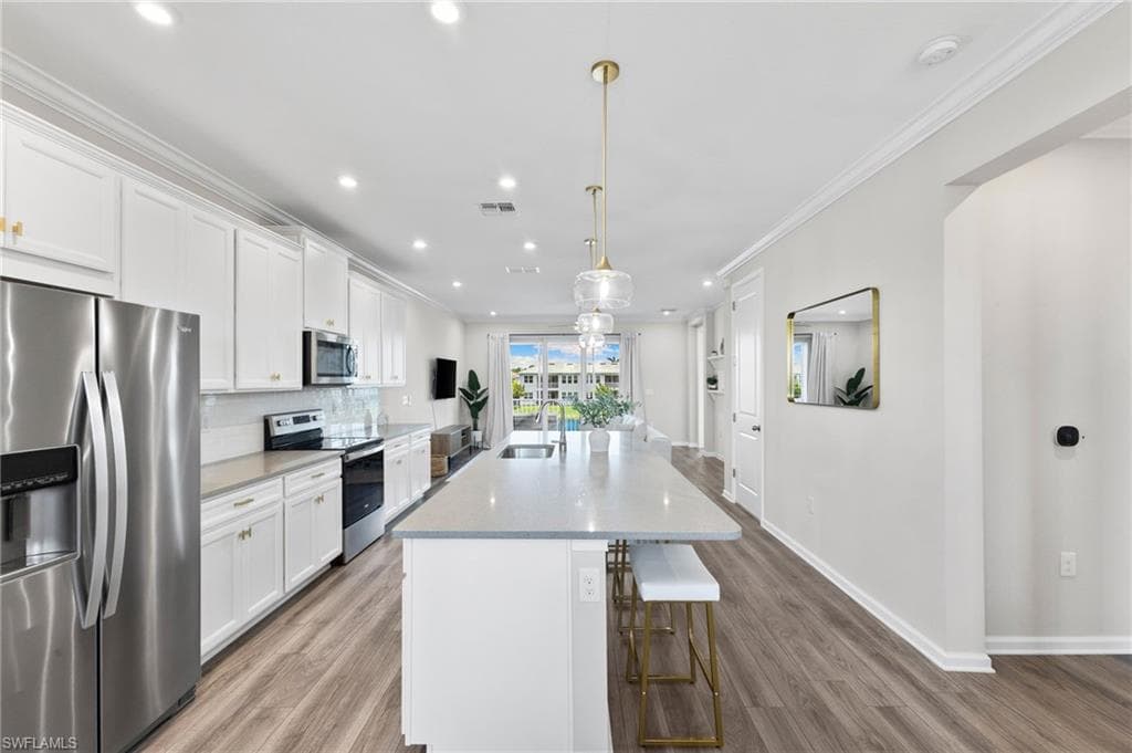 4607 Arboretum CIR 202 NAPLES, FL 34112