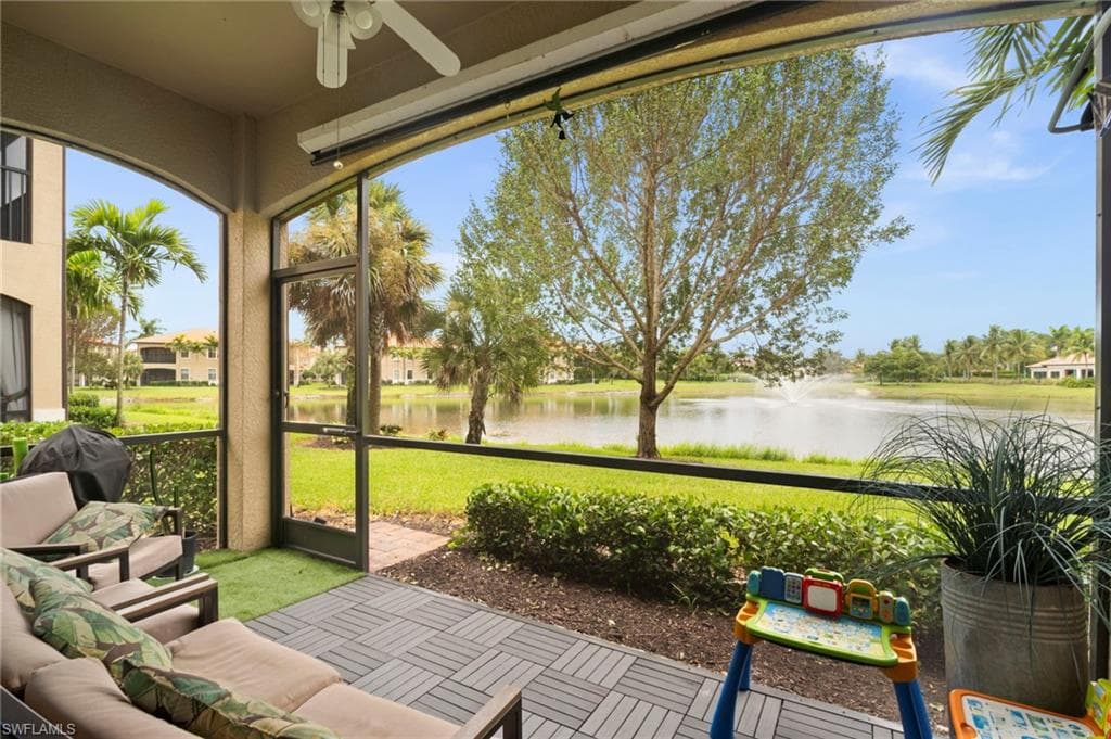 26131 Palace LN 101 BONITA SPRINGS, FL 34135