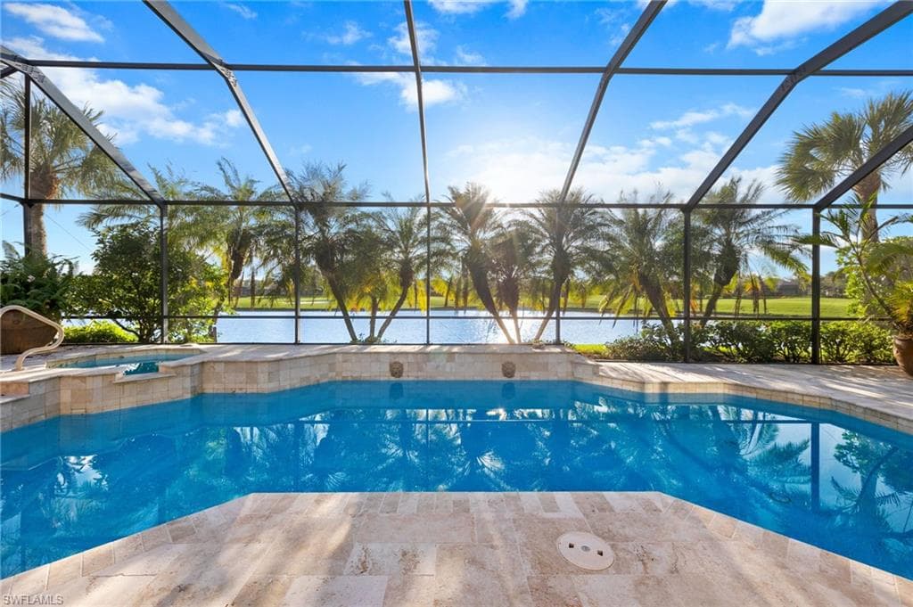 8975 Morgan CT NAPLES, FL 34113