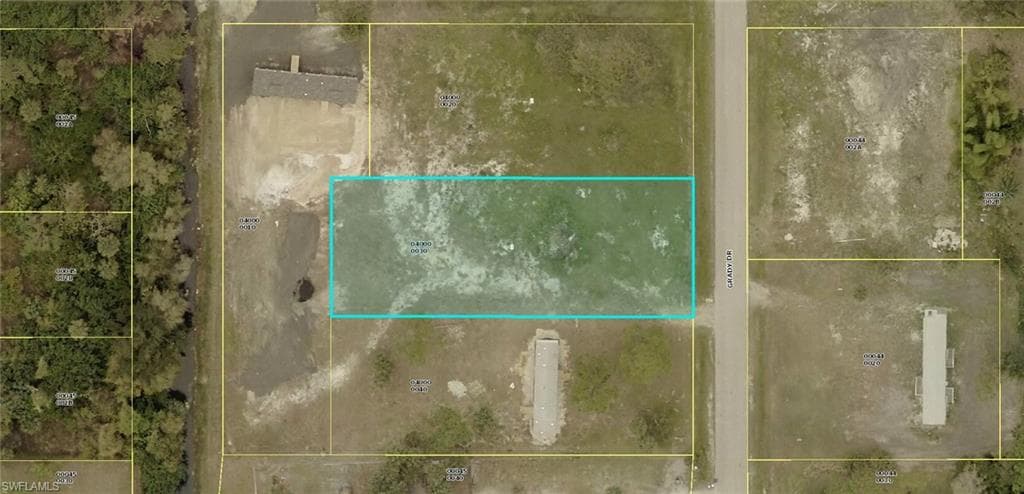 8024 Grady DR NORTH FORT MYERS, FL 33917