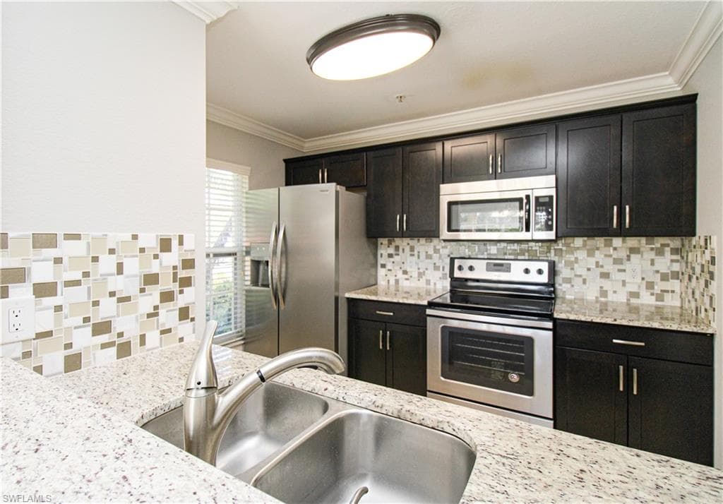 9055 Gervais CIR 1407 NAPLES, FL 34120