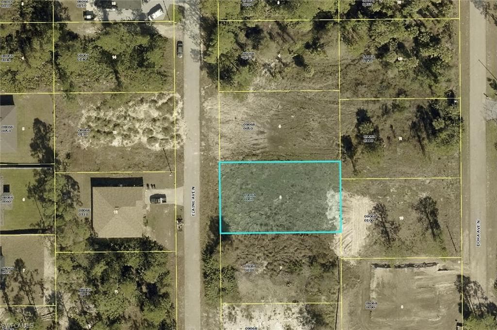 2912 Elaine AVE N LEHIGH ACRES, FL 33971