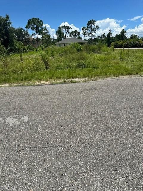 2519 16th ST W LEHIGH ACRES, FL 33971