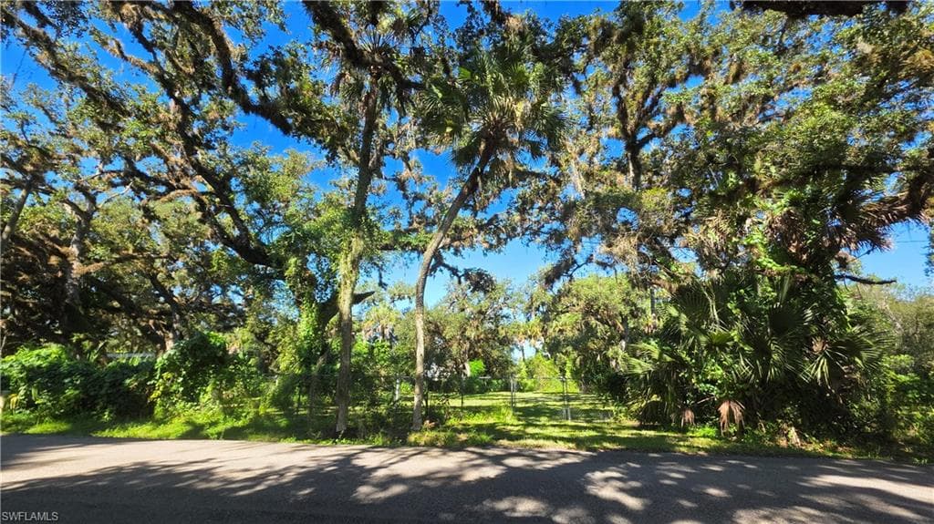 92 Clay ST LABELLE, FL 33935