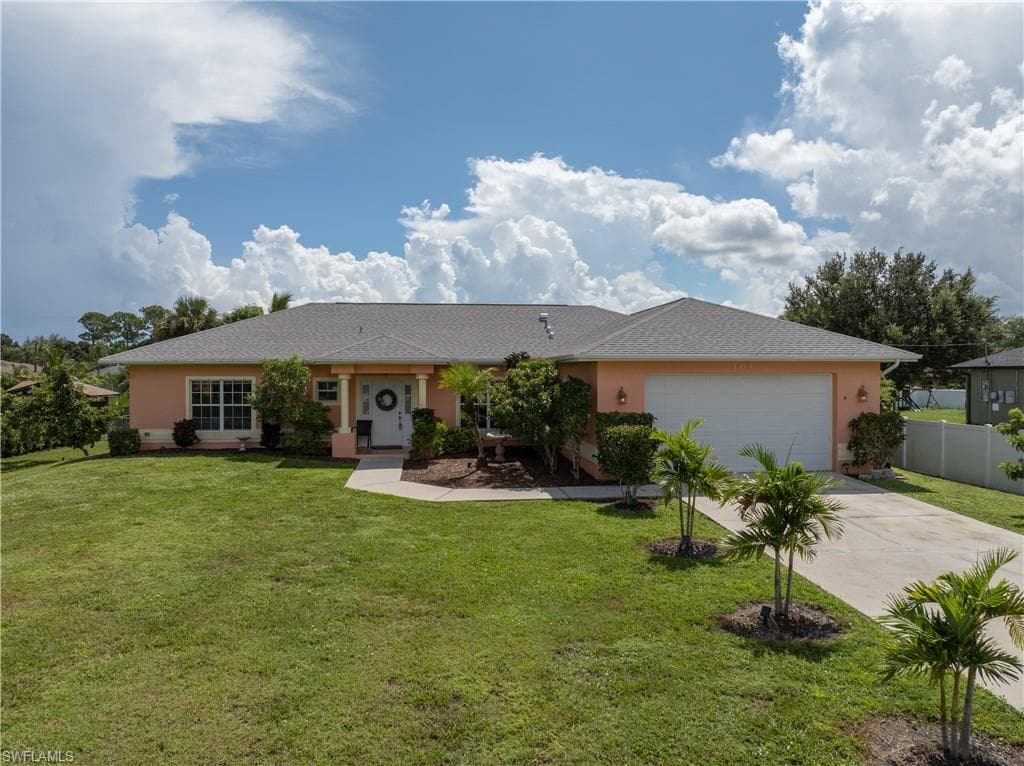 304 Fifth AVE LEHIGH ACRES, FL 33936
