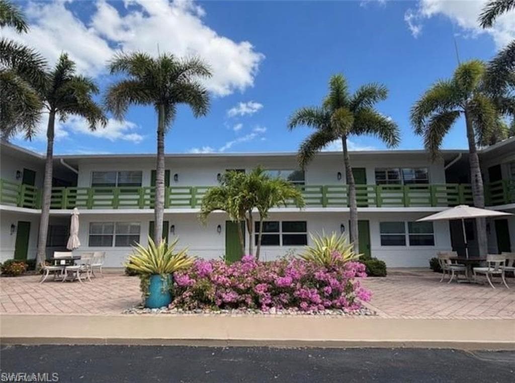 975 9th AVE S 12 NAPLES, FL 34102