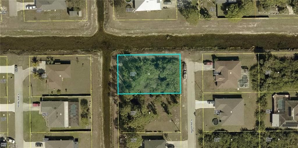 3100 Paula AVE S LEHIGH ACRES, FL 33976