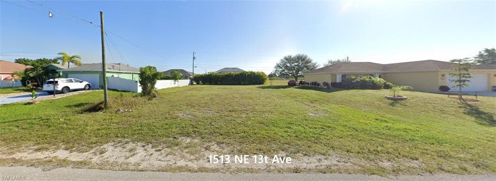 1513 NE 13th AVE CAPE CORAL, FL 33909