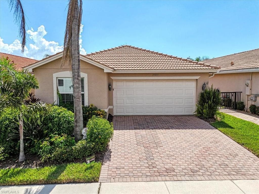 11074 Lancewood ST FORT MYERS, FL 33913