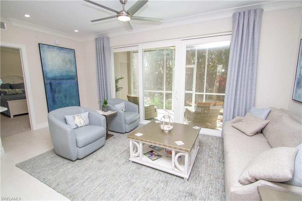 232 Indies DR E 101 NAPLES, FL 34114