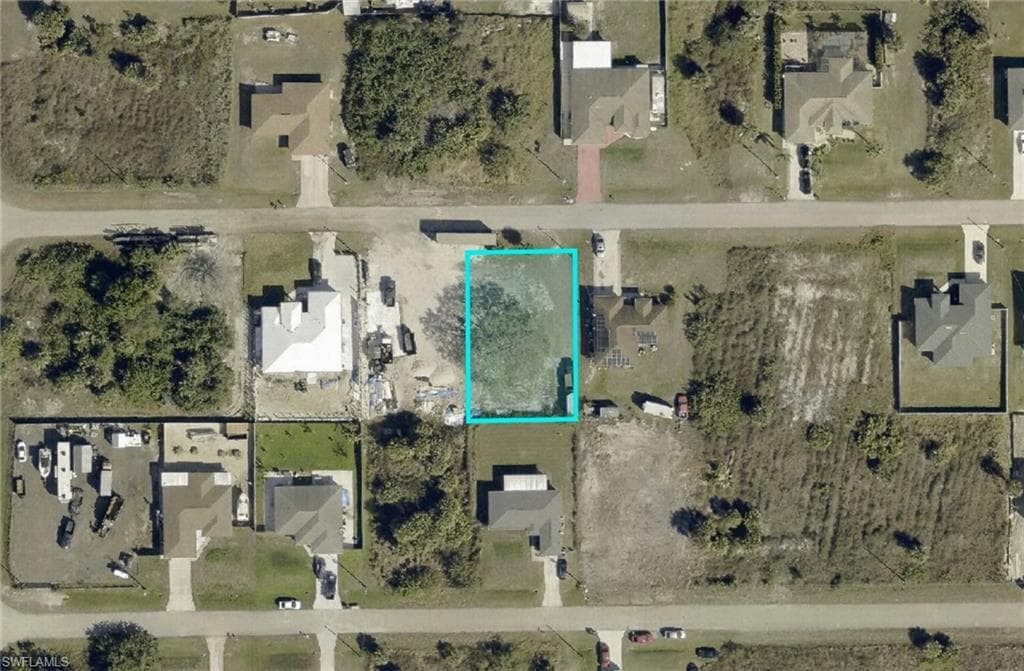 746 Alamo ST E LEHIGH ACRES, FL 33974