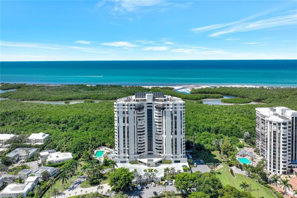 6001 Pelican Bay BLVD 202 NAPLES, FL 34108