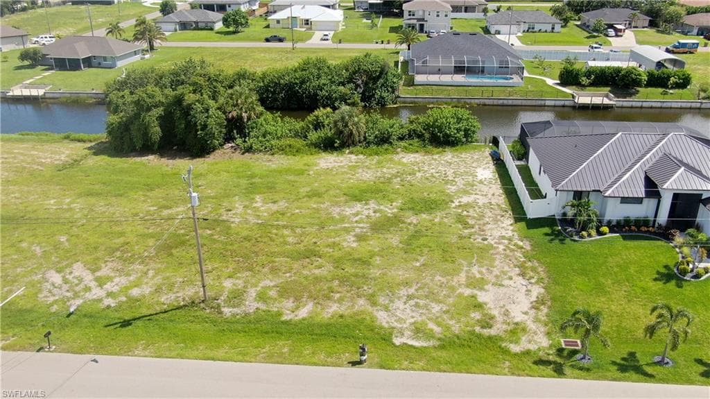 1414 SW 1st ST CAPE CORAL, FL 33991